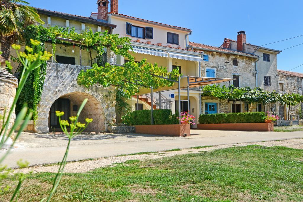 Apartment Lili Poreč Eksteriør billede